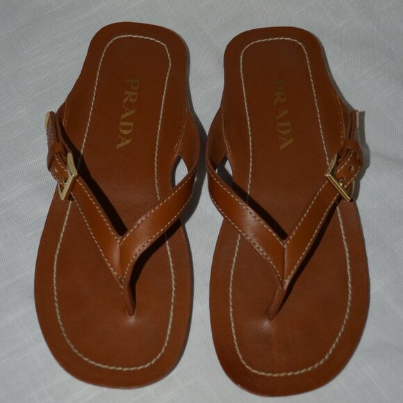 $995 Sz 37 6.5 Prada Brown Leather Calfskin Buckle Flat Thong Sandals - Picture 1 of 12